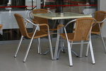 качествени метални мебели-столове за вътрешна и външна употреба